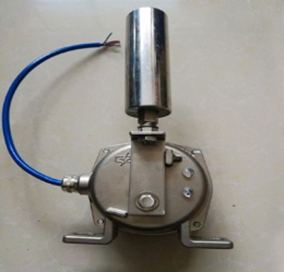 皮帶跑偏開關(guān)、KPTH2-10、兩級跑偏開關(guān)，防偏傳感器廠家