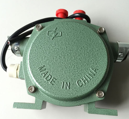 DIPTHL-II粉塵防爆拉繩開關(guān)250VAC/3A、DL2K-AC-15雙向拉繩內(nèi)部采用鋁鋅合金和行程開